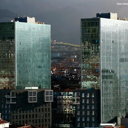 Exclusivo Espacio - Parking Gratis ビルバオ